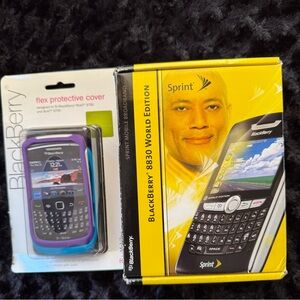 BlackBerry 8830 World Edition Vintage Phone W/Purple Flex Protective Cover NEW